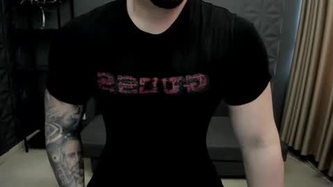 Snapshot of tonywilcoxx chatting on March 2, 2025, 11:07 am TonyWilcox online show from March 2, 2025, 11:07 am