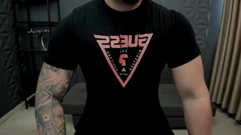 Snapshot of tonywilcoxx chatting on September 24, 2025, 6:39 am TonyWilcox online show from September 24, 2025, 6:39 am