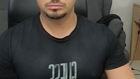 Snapshot of tonywilcoxx chatting on September 27, 2025, 6:07 am TonyWilcox online show from September 27, 2025, 6:07 am