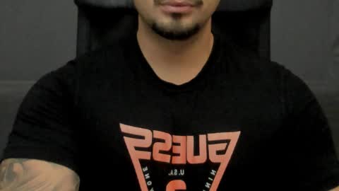 Snapshot of tonywilcoxx chatting on October 12, 2025, 5:06 am TonyWilcox online show from October 12, 2025, 5:06 am