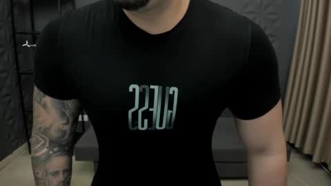 Snapshot of tonywilcoxx chatting on October 24, 2025, 5:26 am TonyWilcox online show from October 24, 2025, 5:26 am