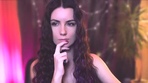 Snapshot of too_beautiful chatting on December 31, 2024, 5:18 pm Elizabeth online show from December 31, 2024, 5:18 pm