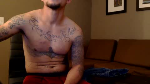 Snapshot of toomuchsmoke chatting on January 9, 2025, 8:24 am toomuchsmoke online show from January 9, 2025, 8:24 am