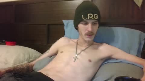 Snapshot of tootall803 chatting on December 23, 2024, 1:29 am TooTall803 online show from December 23, 2024, 1:29 am