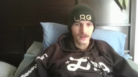 Snapshot of tootall803 chatting on December 23, 2024, 6:05 pm TooTall803 online show from December 23, 2024, 6:05 pm