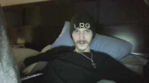 Snapshot of tootall803 chatting on January 19, 2025, 10:17 am TooTall803 online show from January 19, 2025, 10:17 am