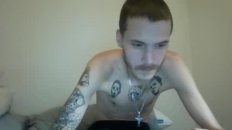 Snapshot of tootall803 chatting on October 13, 2025, 4:18 pm TooTall803 online show from October 13, 2025, 4:18 pm