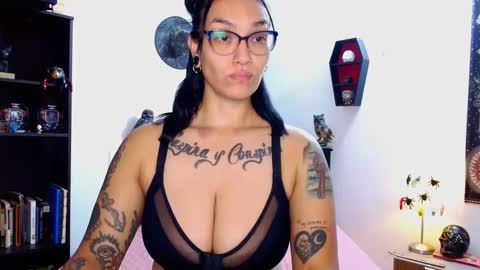 Snapshot of toothyy chatting on February 13, 2025, 10:54 pm toothyy online show from February 13, 2025, 10:54 pm