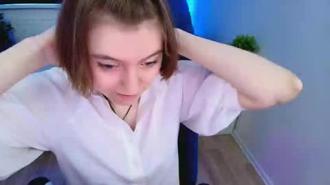 Snapshot of topcranberry chatting on February 26, 2025, 2:14 pm topcranberry online show from February 26, 2025, 2:14 pm