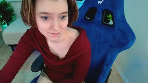 Snapshot of topcranberry chatting on October 3, 2025, 5:37 am topcranberry online show from October 3, 2025, 5:37 am