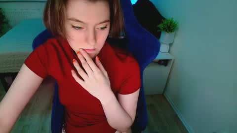 Snapshot of topcranberry chatting on October 7, 2025, 7:00 pm topcranberry online show from October 7, 2025, 7:00 pm