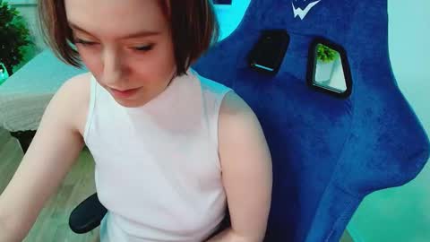 Snapshot of topcranberry chatting on October 9, 2025, 7:01 pm topcranberry online show from October 9, 2025, 7:01 pm