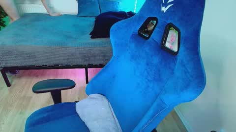 Snapshot of topcranberry chatting on November 11, 2025, 4:56 am topcranberry online show from November 11, 2025, 4:56 am