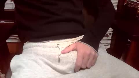 Snapshot of topg84 chatting on October 22, 2025, 11:10 am Topg84 online show from October 22, 2025, 11:10 am