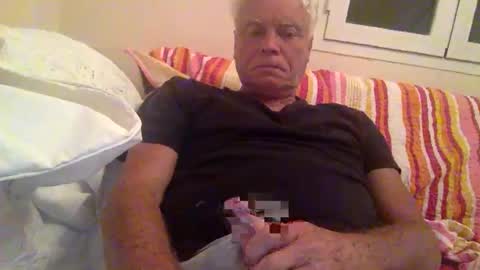 Snapshot of topsurgeon2025 chatting on October 21, 2025, 8:53 pm topsurgeon2025 online show from October 21, 2025, 8:53 pm