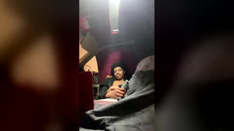 Snapshot of toptierdrippa chatting on December 16, 2025, 5:01 am TopTierDrippa online show from December 16, 2025, 5:01 am