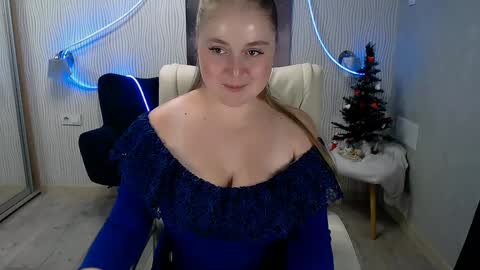 Snapshot of tori_blond chatting on December 2, 2024, 3:36 pm tori_blond online show from December 2, 2024, 3:36 pm