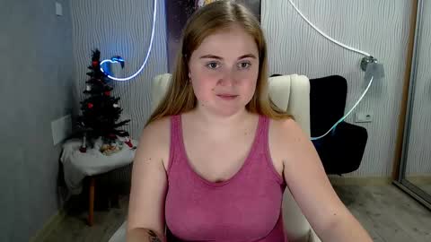 Snapshot of tori_blond chatting on January 17, 2025, 10:33 am tori_blond online show from January 17, 2025, 10:33 am