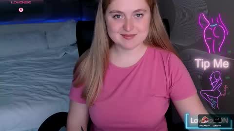 Snapshot of tori_blond chatting on September 27, 2025, 6:29 am tori_blond online show from September 27, 2025, 6:29 am