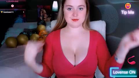 Snapshot of tori_blond chatting on November 9, 2025, 7:28 am tori_blond online show from November 9, 2025, 7:28 am