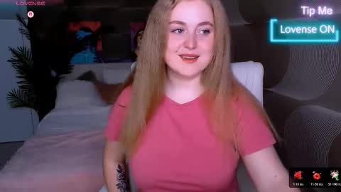 Snapshot of tori_blond chatting on November 23, 2025, 7:41 am tori_blond online show from November 23, 2025, 7:41 am