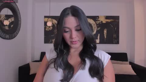 Snapshot of toricross1 chatting on October 30, 2025, 1:23 pm Tori Cross online show from October 30, 2025, 1:23 pm