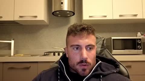 toro_arrapato online show from November 7, 2025, 12:32 am