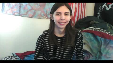 Luna online show from February 7, 2025, 3:23 am