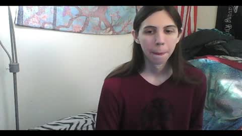 Luna online show from March 1, 2025, 10:10 pm