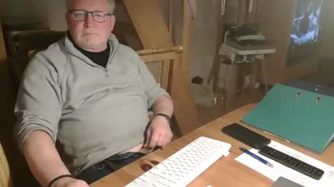 toto758 online show from March 5, 2025, 7:27 pm