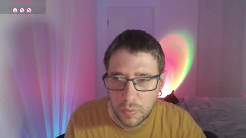 Thomas online show from October 30, 2025, 2:13 am