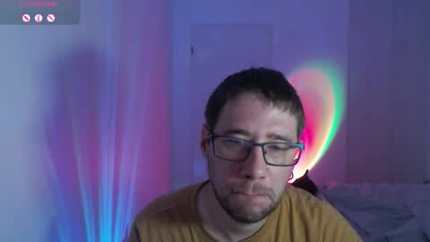 Thomas online show from October 31, 2025, 2:45 am