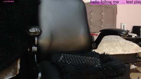 toxca69 online show from January 24, 2025, 3:22 am