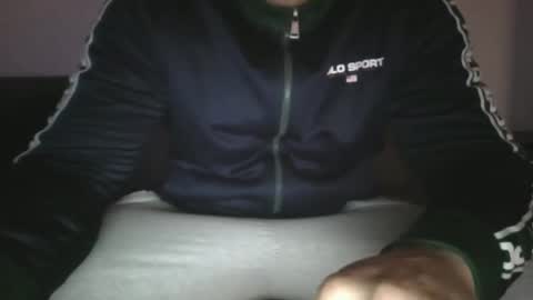 Snapshot of toyy_boy chatting on December 26, 2024, 6:43 pm Tim online show from December 26, 2024, 6:43 pm