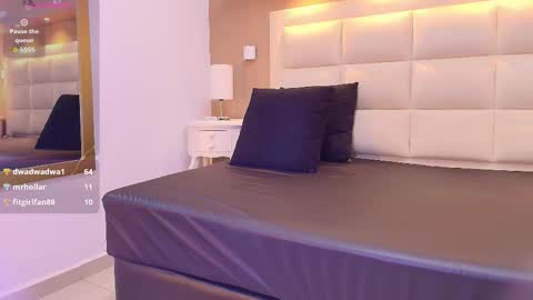 Snapshot of tracydaviss chatting on December 1, 2025, 1:10 am Tracy online show from December 1, 2025, 1:10 am