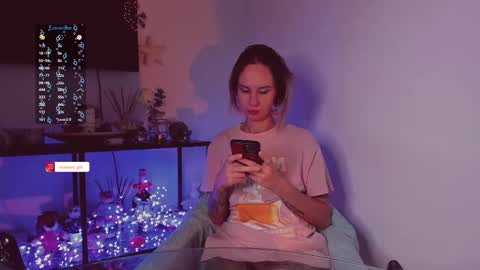 Snapshot of trafka_murafka chatting on November 28, 2025, 7:27 pm Hey my name is Kiri Kiri online show from November 28, 2025, 7:27 pm