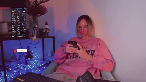 Snapshot of trafka_murafka chatting on December 13, 2025, 7:53 pm Hey my name is Kiri Kiri online show from December 13, 2025, 7:53 pm