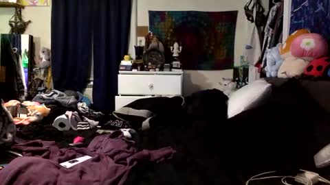 transcurious101 online show from October 13, 2025, 2:33 am