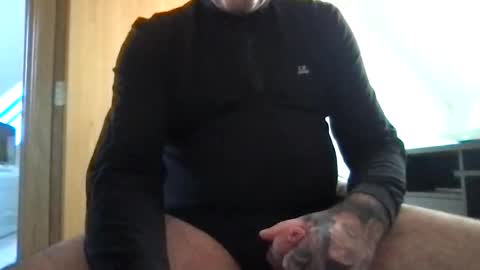 Snapshot of travis7373 chatting on November 20, 2025, 2:28 pm travis7373 online show from November 20, 2025, 2:28 pm