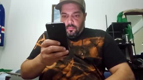 Snapshot of traxxxman1 chatting on October 7, 2025, 10:18 pm traxxxman1 online show from October 7, 2025, 10:18 pm