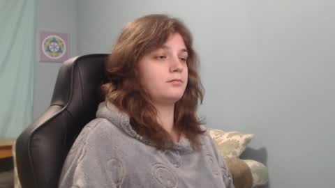 Snapshot of treejeanne chatting on December 9, 2024, 4:58 pm TreeJeanne online show from December 9, 2024, 4:58 pm