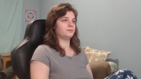 Snapshot of treejeanne chatting on December 11, 2024, 6:36 am TreeJeanne online show from December 11, 2024, 6:36 am