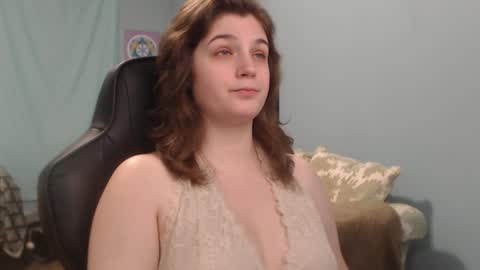Snapshot of treejeanne chatting on December 12, 2024, 12:55 pm TreeJeanne online show from December 12, 2024, 12:55 pm