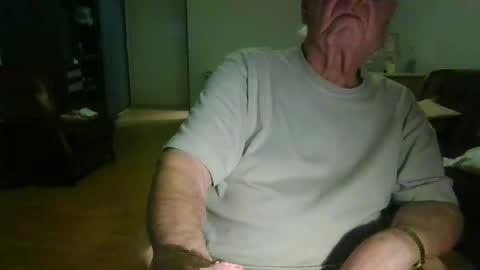 Snapshot of trekbeestje1 chatting on November 29, 2025, 5:49 pm trekbeestje online show from November 29, 2025, 5:49 pm