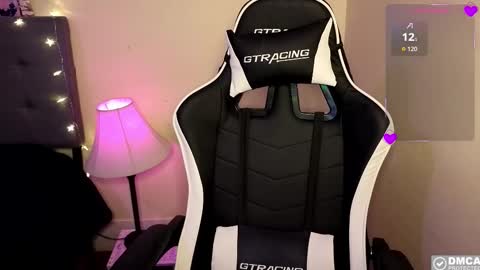 tressabelle online show from December 1, 2025, 2:33 pm