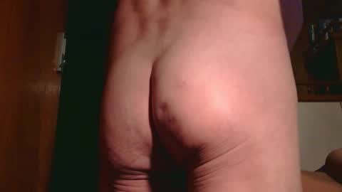 Snapshot of trevluv77 chatting on November 22, 2025, 10:14 am trevluv77 online show from November 22, 2025, 10:14 am