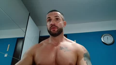 Snapshot of tridentmuscles chatting on January 3, 2025, 10:29 pm tridentmuscles online show from January 3, 2025, 10:29 pm