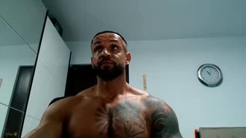 tridentmuscles online show from November 4, 2025, 9:03 pm