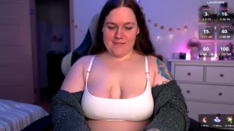 Snapshot of trinititi chatting on February 19, 2025, 4:11 pm Tina online show from February 19, 2025, 4:11 pm