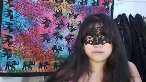 trippyspicy online show from December 18, 2025, 7:09 pm